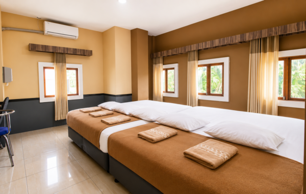 Alexandra Family 5 Room